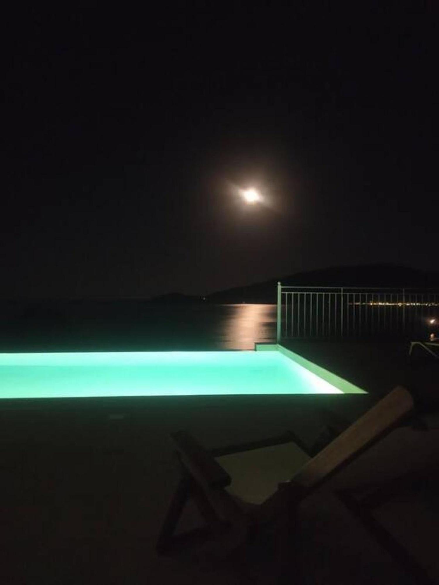 Augustela Villa Seaview Vacation Villa Ajía Effimía Kültér fotó